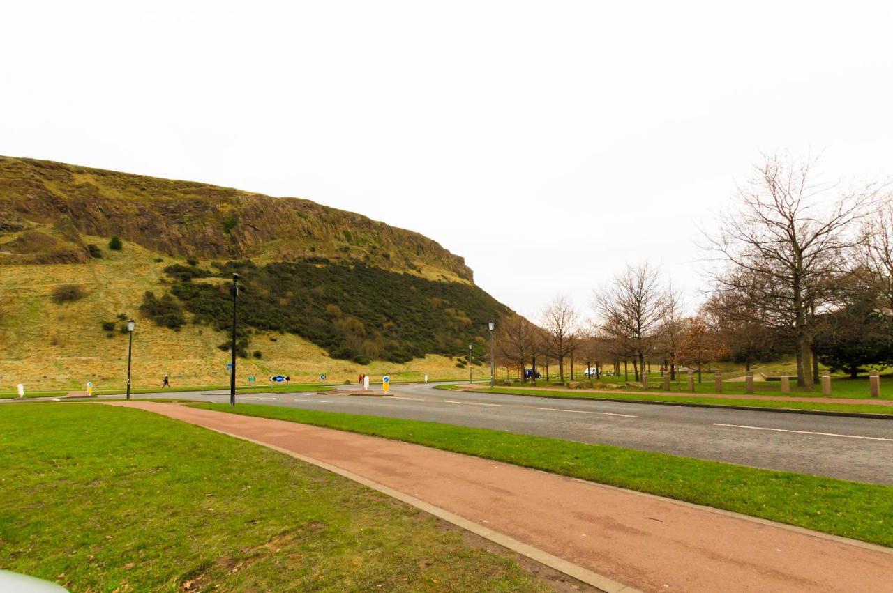 Edinburgh City Center Coady Apartment Sleeps 5 Free Car Park Space 외부 사진